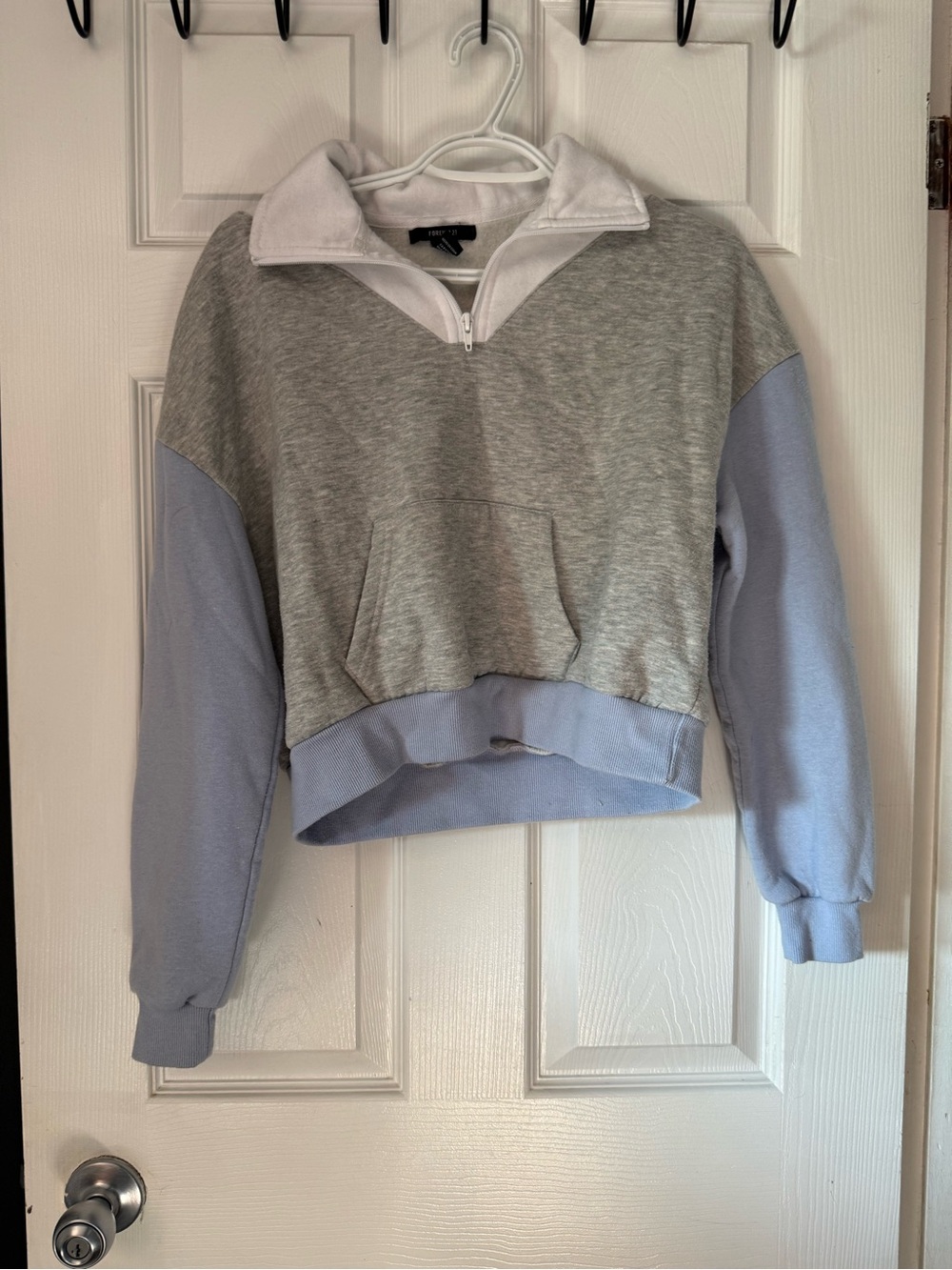 Forever 21 Light Gray and Lavender Quarter-Zip Cropped Sweatshirt